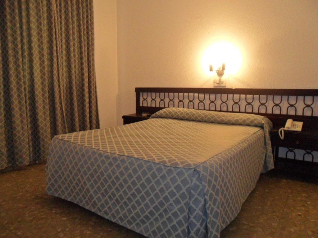 Hostal Ronda Córdoba Szoba fotó